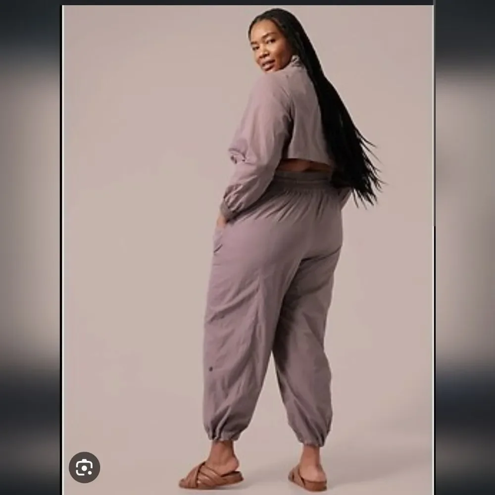 - Alicia Keys Utility jumpsuit for Athleta - Picture 6 of 6